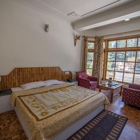 Hotel Satkar Residencia Manāli Exterior foto