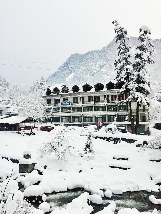 Hotel Satkar Residencia Manāli Exterior foto