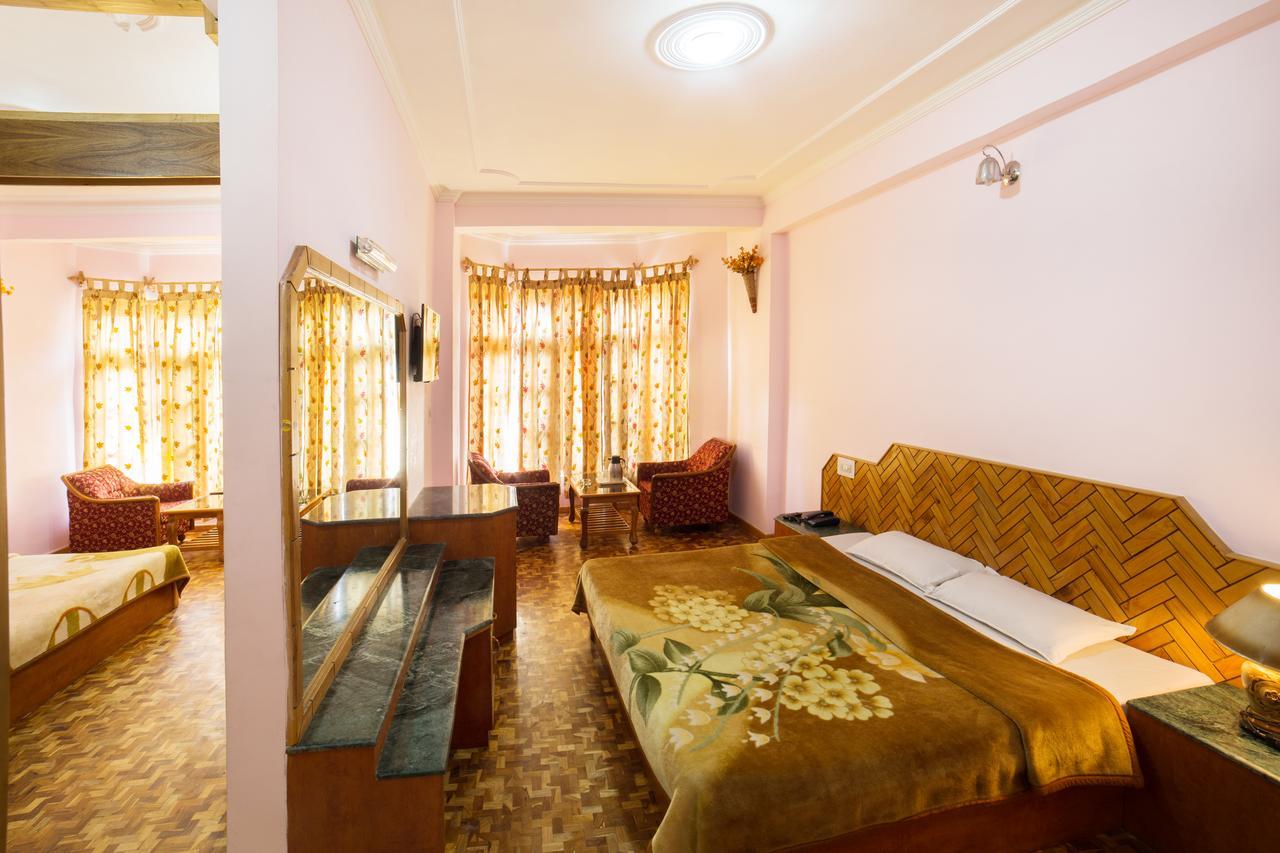 Hotel Satkar Residencia Manāli Exterior foto