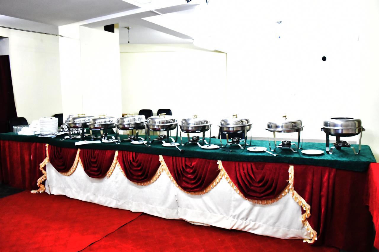Hotel Satkar Residencia Manāli Exterior foto